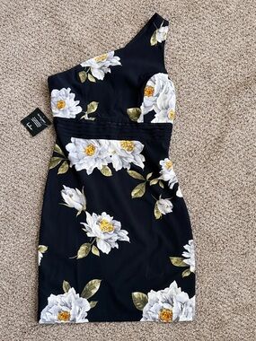 Lulu's Black One-Shoulder Floral Sheath Dress with White & Yellow Blooms